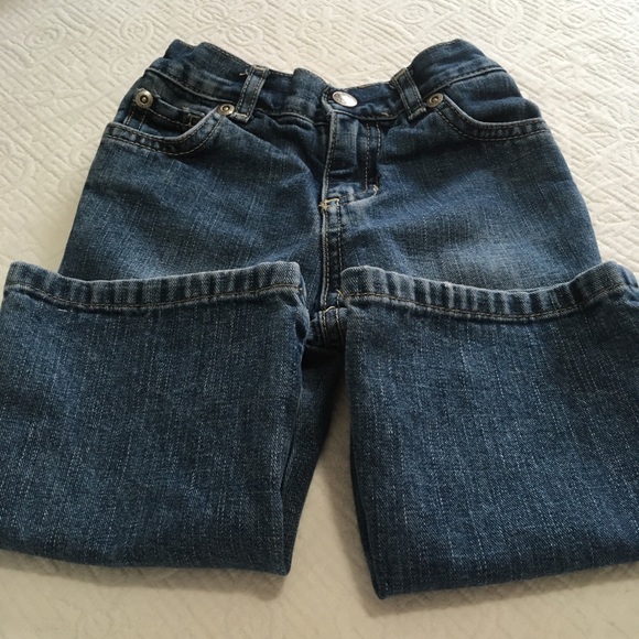 18-24m (4/$20) Old Navy Denim Boot Cut Jeans - Picture 2 of 8